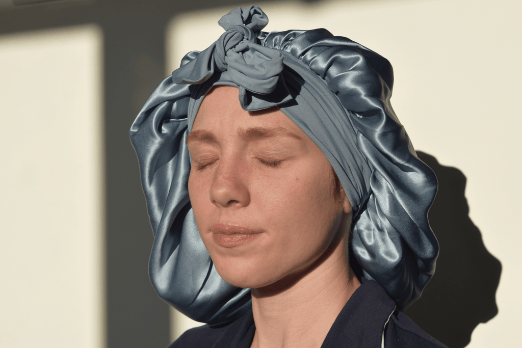 Silk Bonnets for White Girl Hair - Which One Is Right for You?