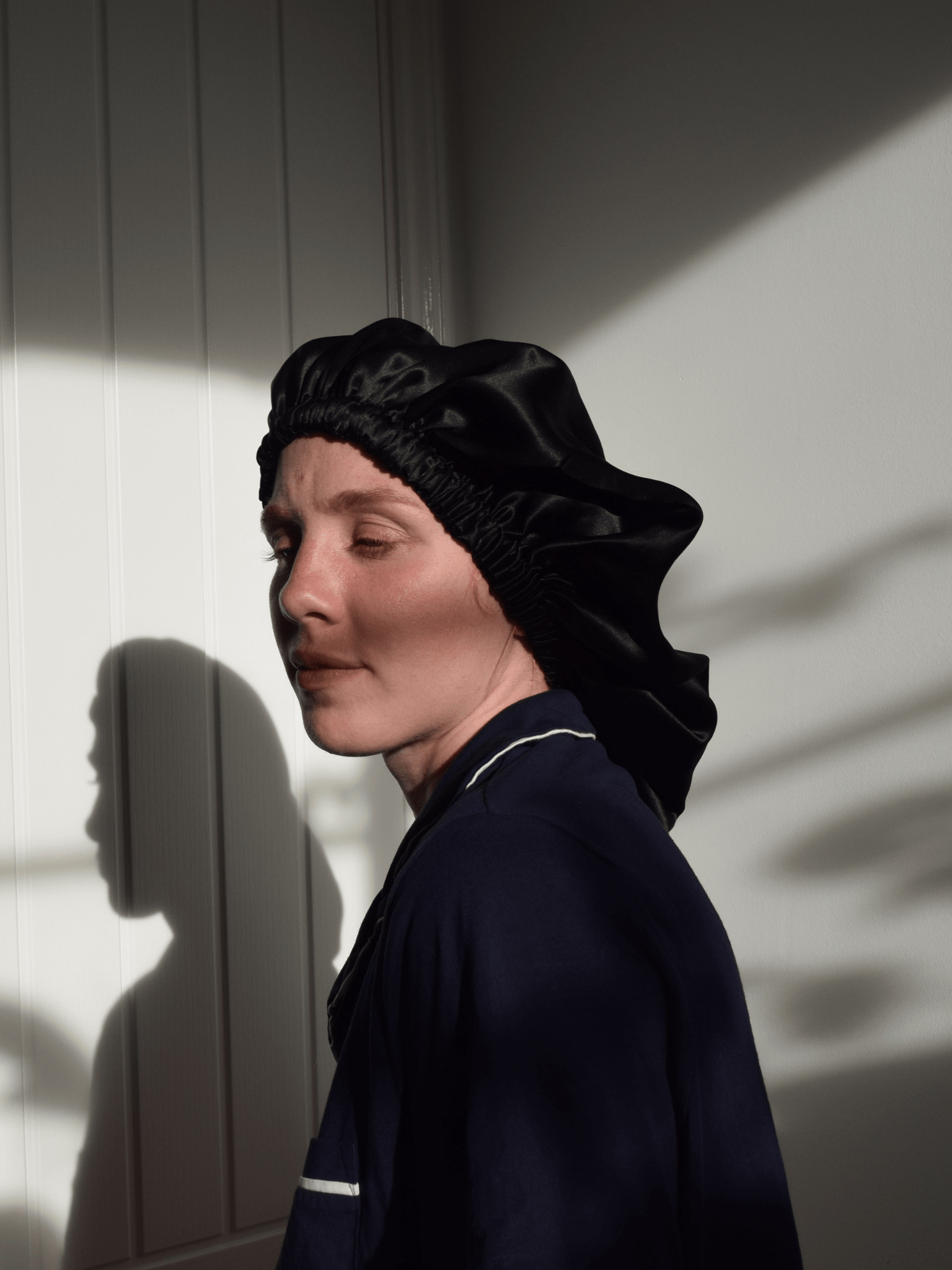 The Cloud — Adjustable Double-Layered Mulberry Silk Bonnet