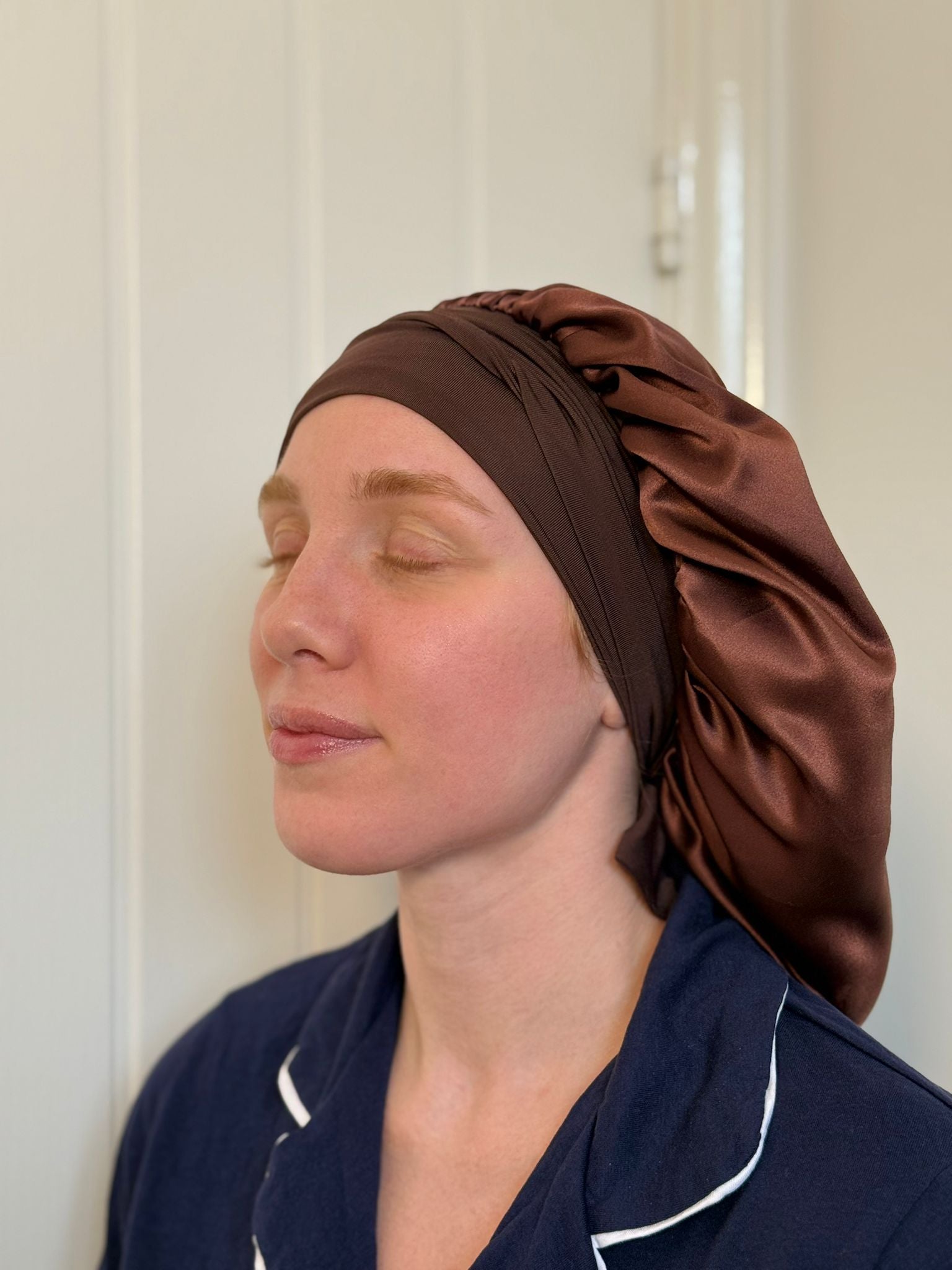 MULSKA Classic Mulberry Charmeuse Silk Bonnet for Healthier Hair