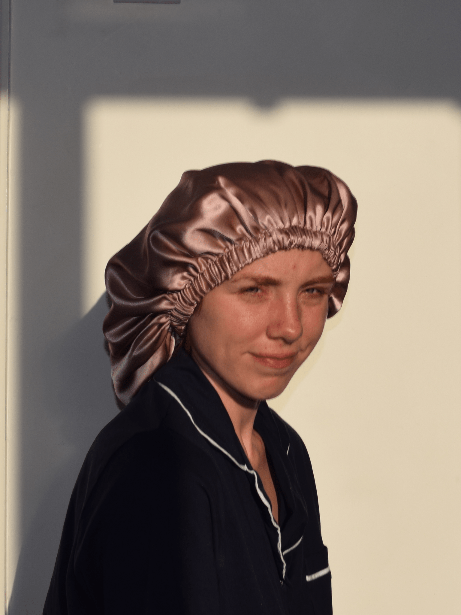 The Cloud — Adjustable Double-Layered Mulberry Silk Bonnet