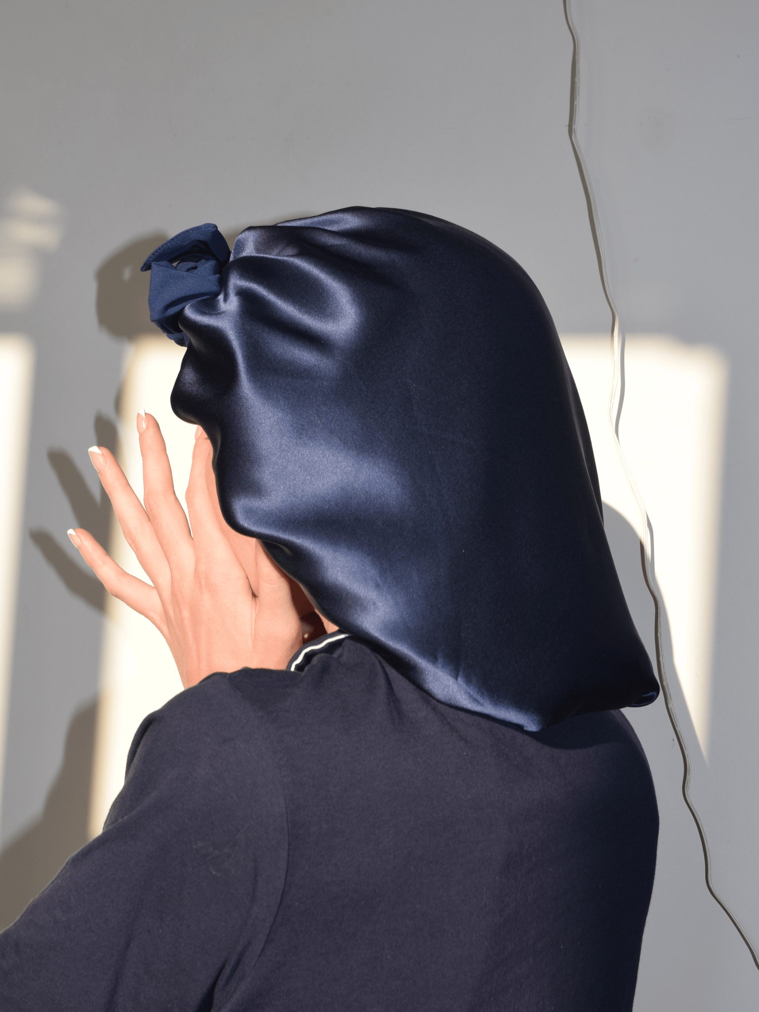 LARGE 22 Momme Mulberry Silk Charmeuse Weave Bonnet