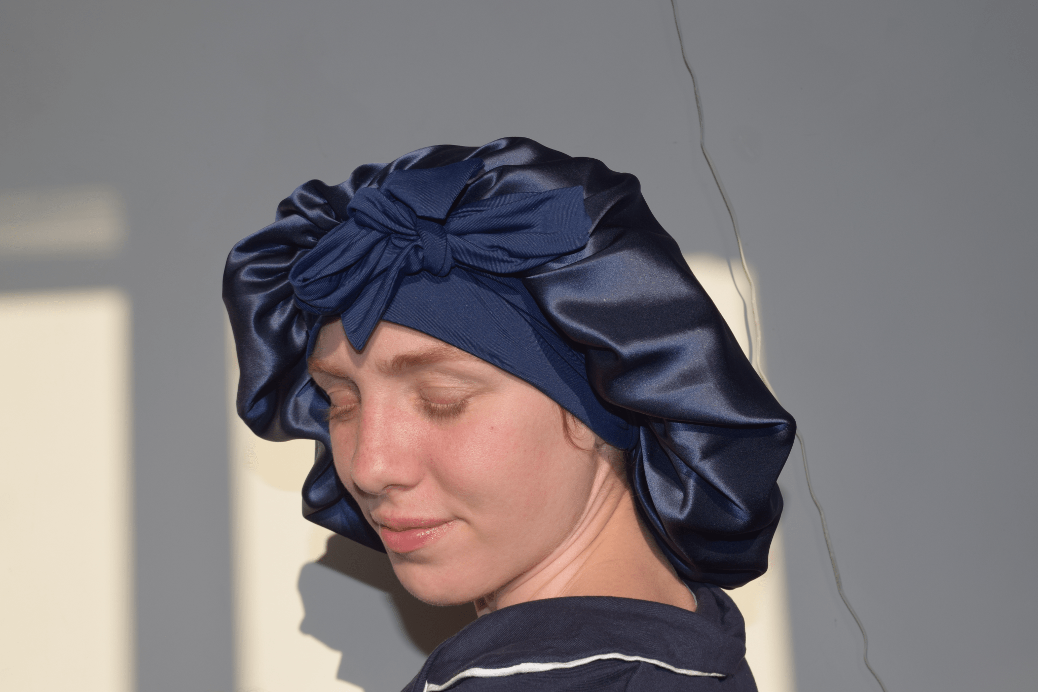 LARGE 22 Momme Mulberry Silk Charmeuse Weave Bonnet