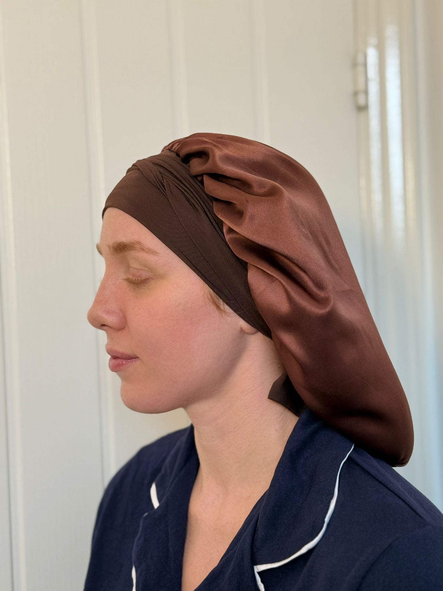 MULSKA Classic Mulberry Charmeuse Silk Bonnet for Healthier Hair